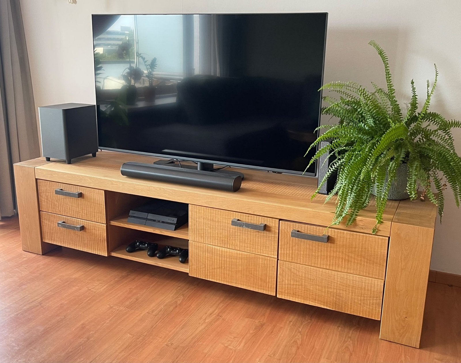 TV Dressoir Dakota Eikenhout - Zo goed als nieuw, Ophalen, Modern, Robuust, Eikenhout, Zo goed als nieuw