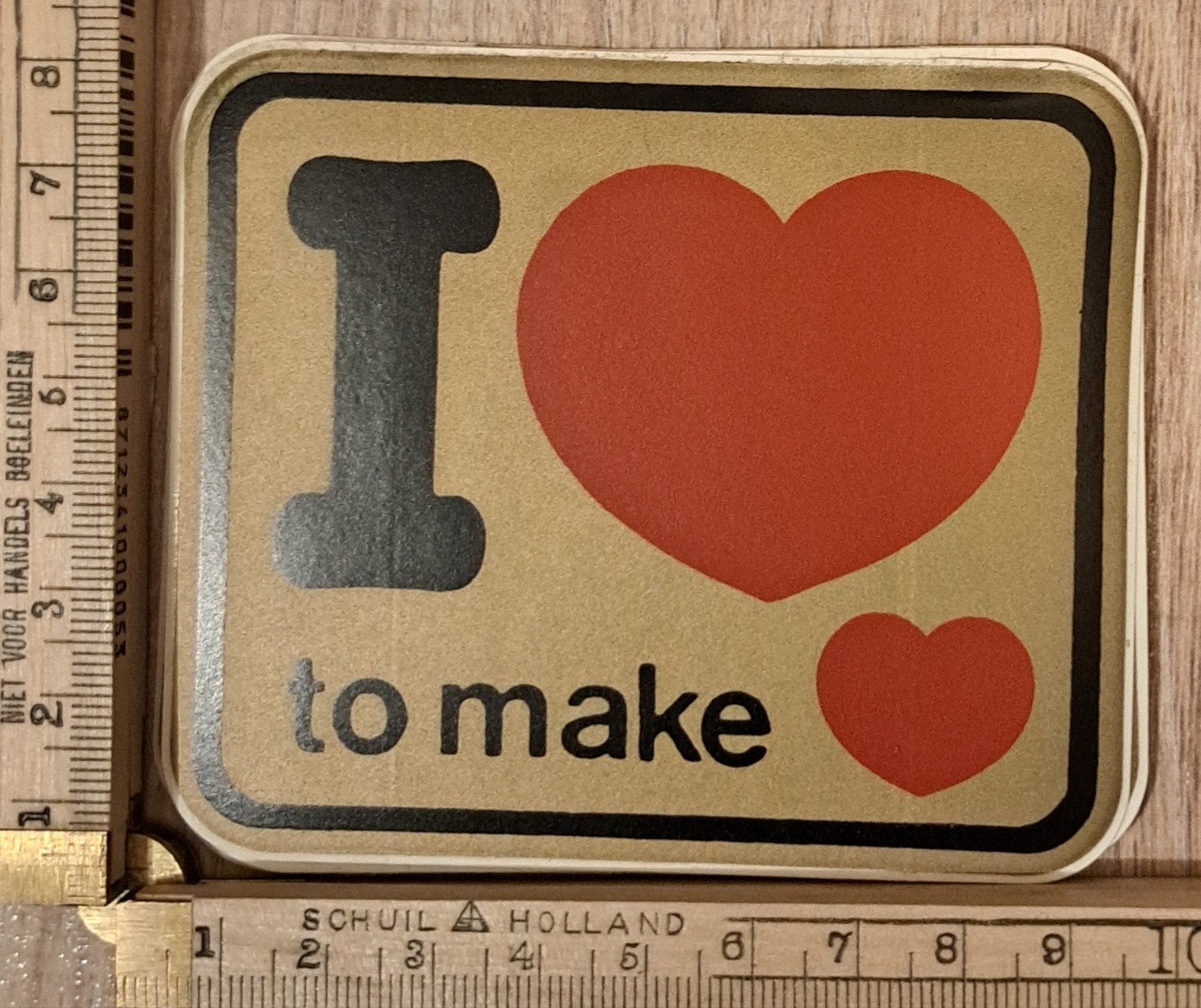 Vintage goudkleurige sticker autosticker I love to make love, Ophalen of Verzenden, Zo goed als nieuw, Auto of Motor