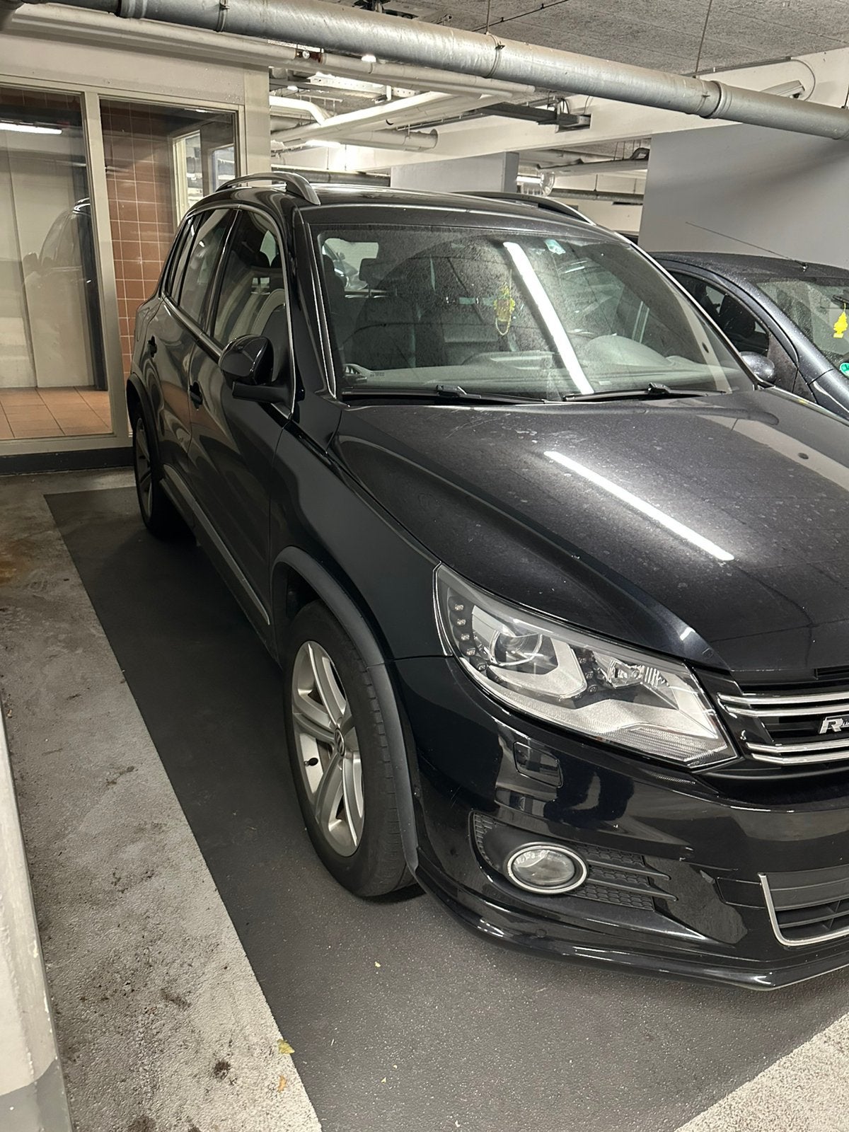 Volkswagen Tiguan 1.4 TSI 160pk BMT DSG 2015 Zwart, 1800 kg, 4 cilinders, 160 pk, 14 km/l