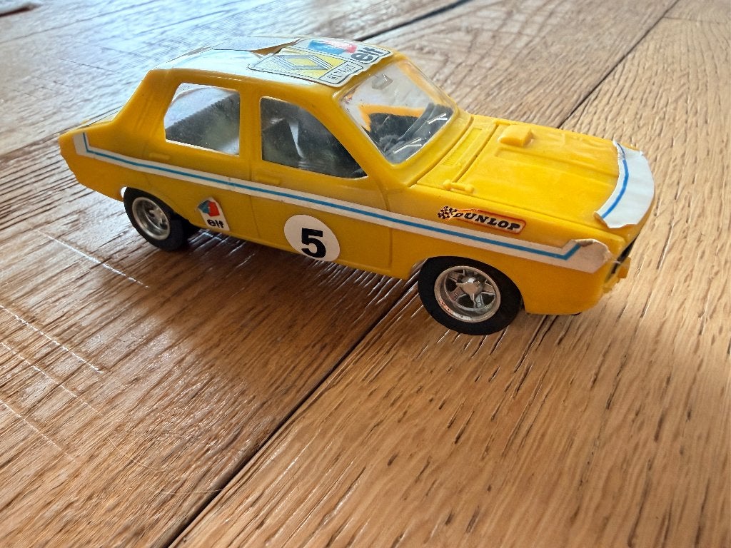 gele Scalextric Renault 12 Gordini C154 uit 1974, Onderdelen, Nieuw, Elektrisch, Ophalen