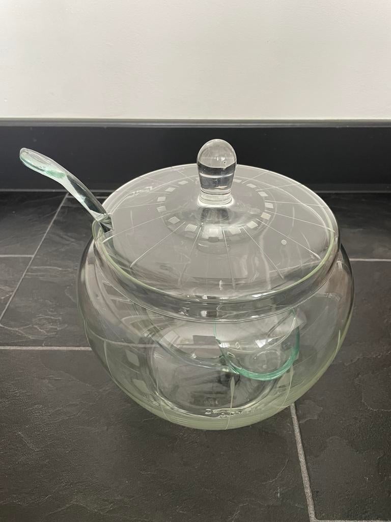 Antieke bowlschaal met geslepen motief, Overige typen, Ophalen of Verzenden, Overige stijlen, Glas
