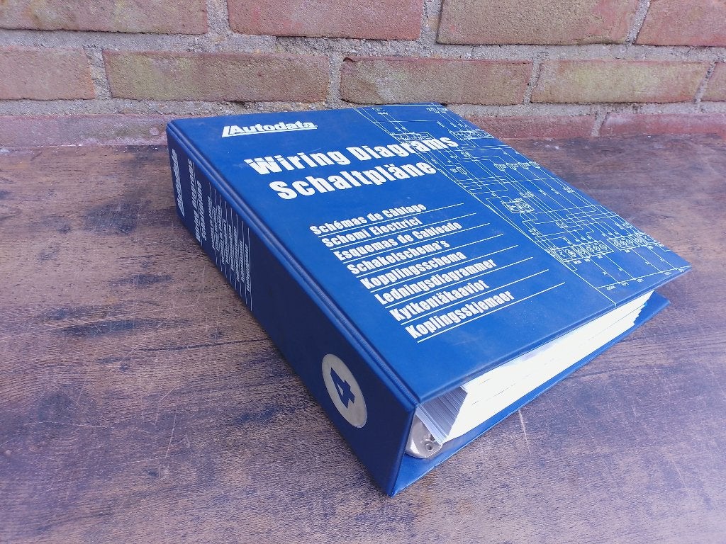 Autodata Schakelschema's stroomschema's Deel 4  1995 - 02, Ophalen of Verzenden, Gelezen