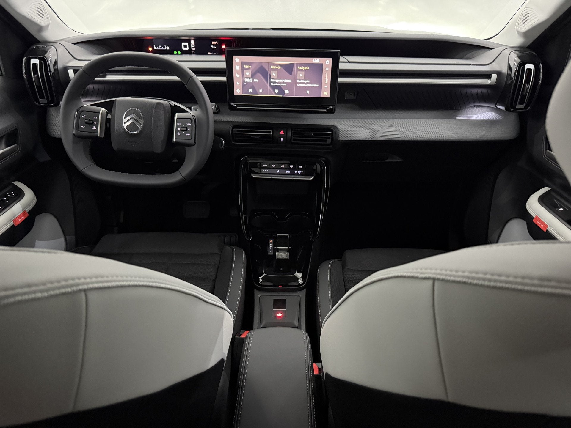 Citroën C3 Aircross 1.2 Hybrid 145pk Max 7p. Camera, Apple, Gebruikt, 1199 cc, Bedrijf, 19 km/l