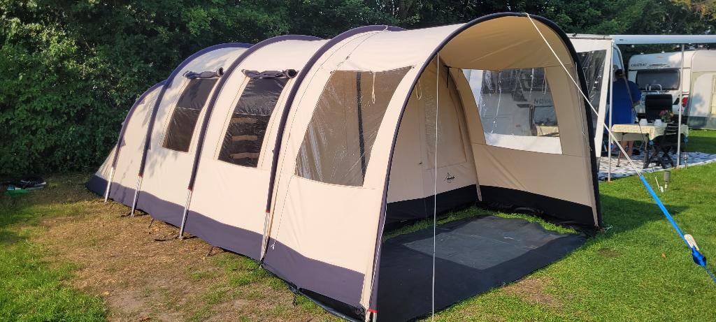 Tunneltent, Caravans en Kamperen, Tenten, tot en met 4, Gebruikt, Ophalen