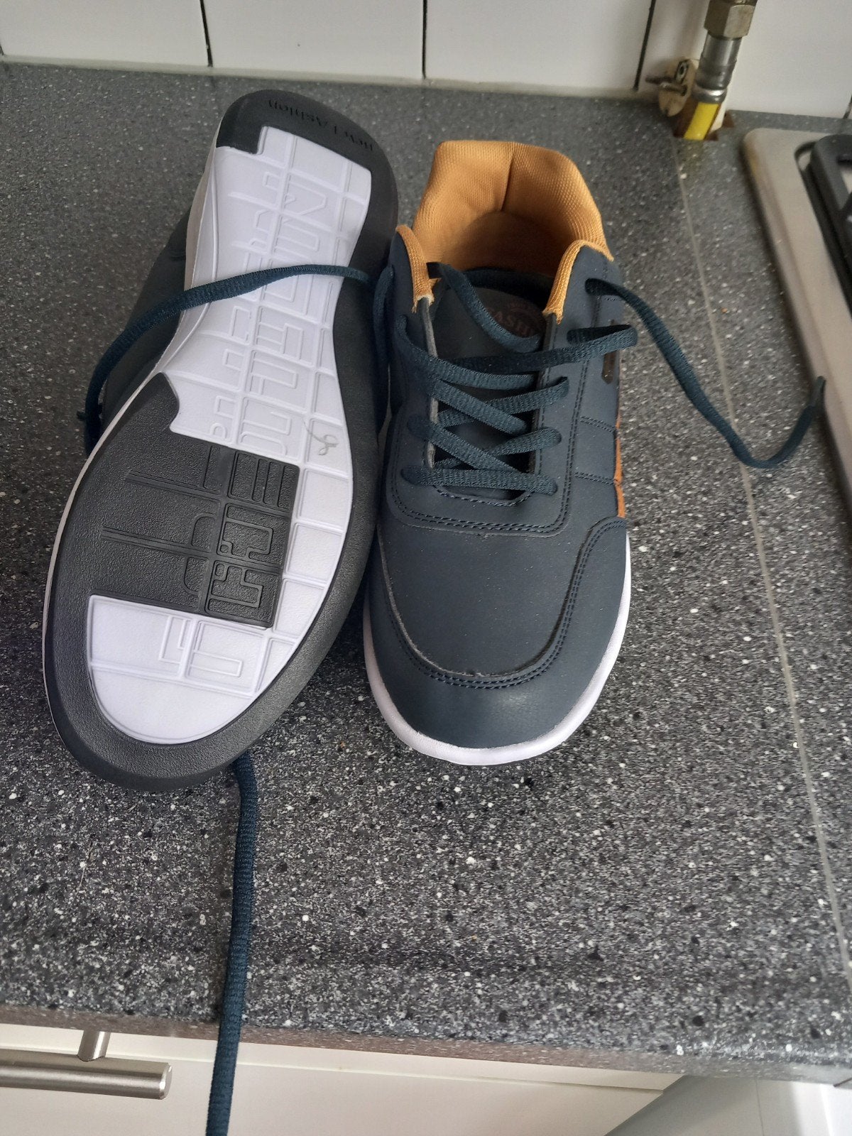 Herenschoenen maat 42 met veters, Ophalen, Nieuw, Schoenen