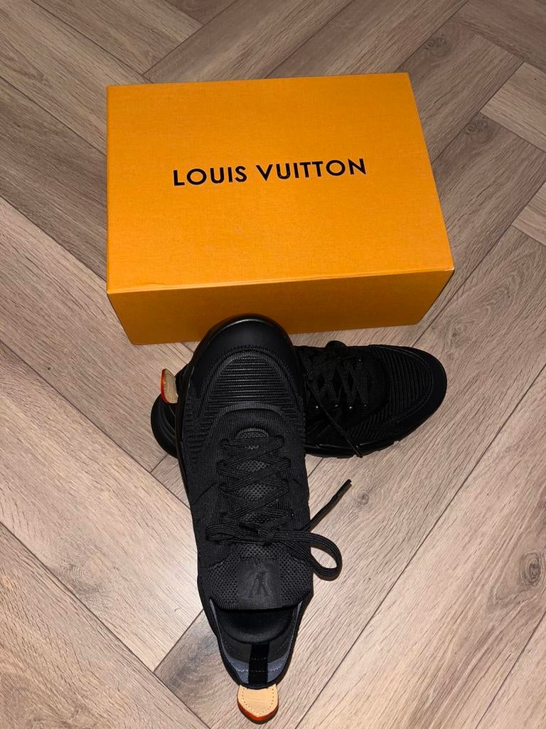 LV Tactic Knit sneakers, Kleding | Heren, Schoenen, Ophalen of Verzenden, Zo goed als nieuw
