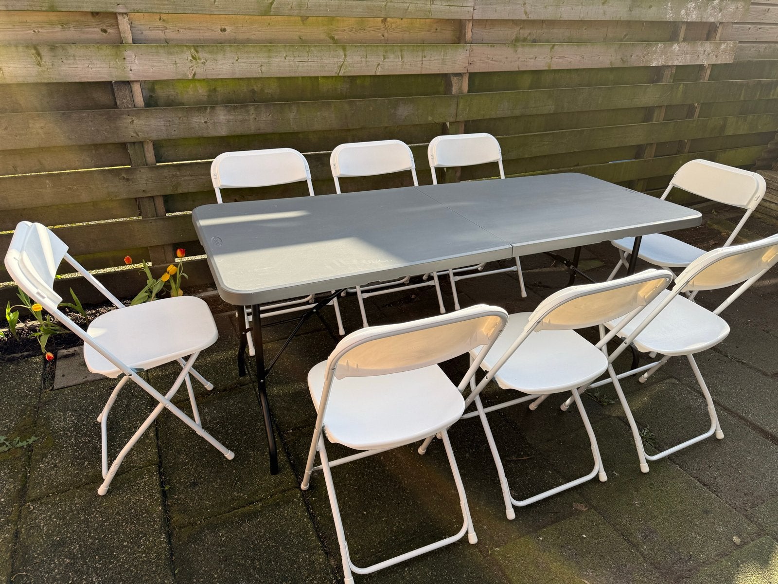 Klapstoelen, klaptafels & statafels te huur