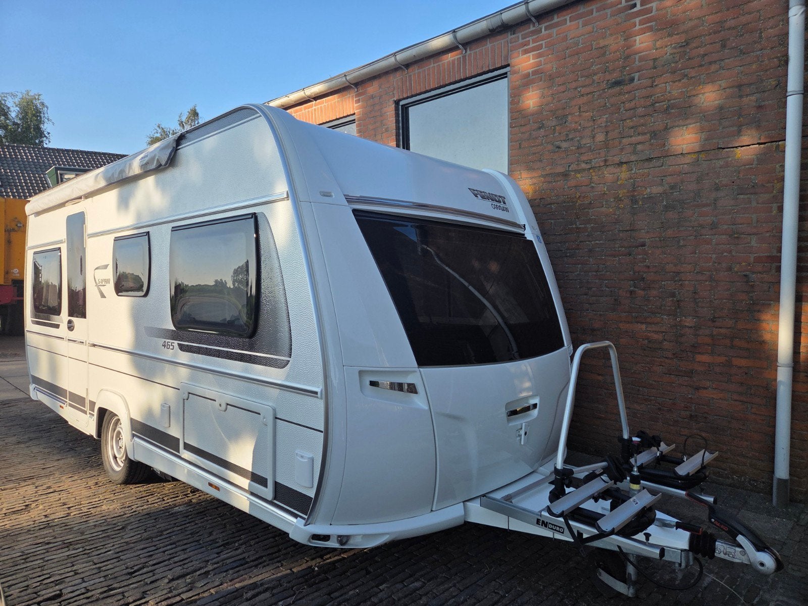 Luxe Fendt Caravan Saphir 465 SQ, Caravans en Kamperen, Kachel, Rondzit, Dwarsbed, Particulier
