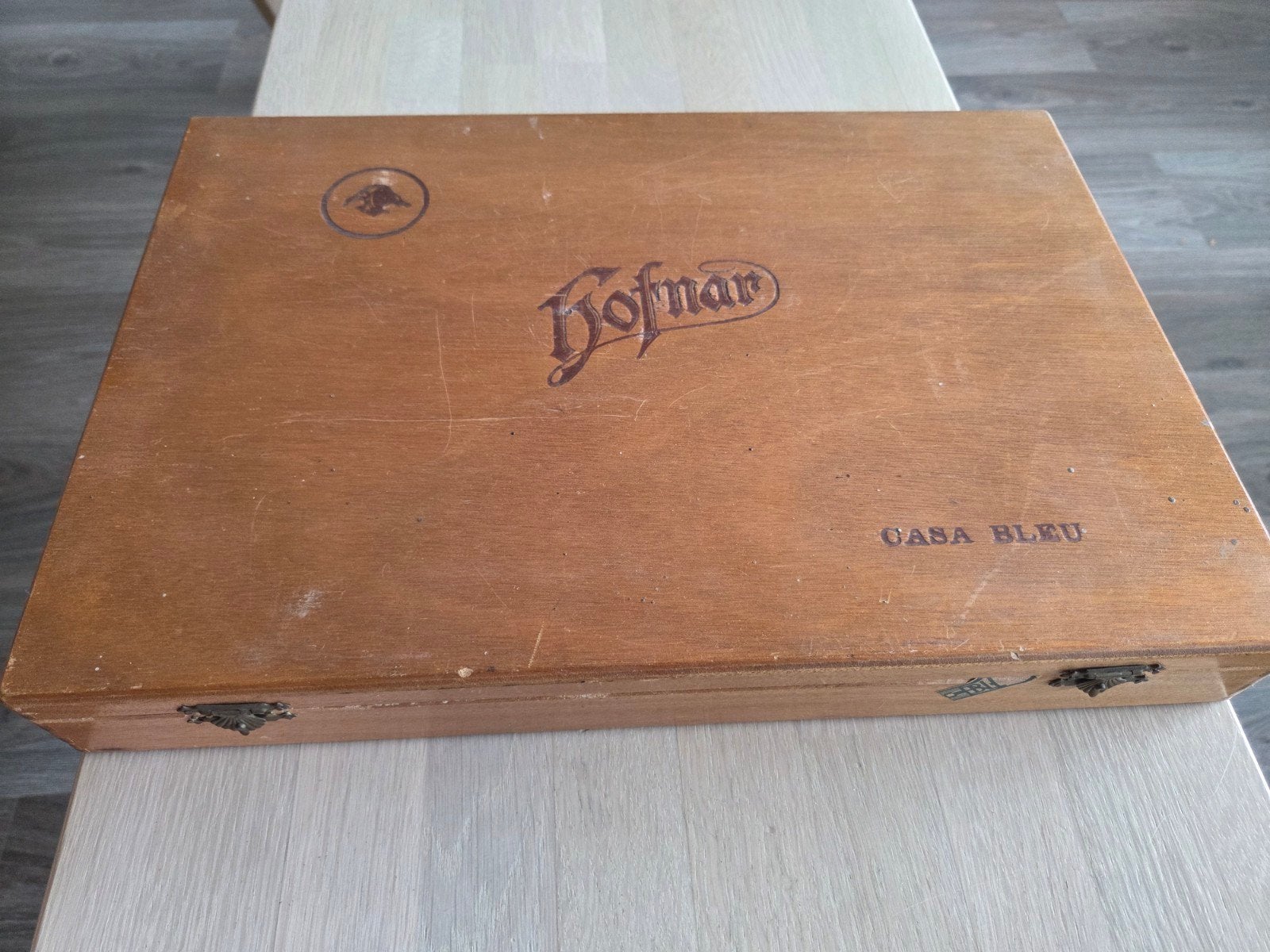 Vintage houten sigarendoos met vakjes - Hofmann Casa Bleu, Verzamelen, Rookartikelen, Aanstekers en Luciferdoosjes, Zo goed als nieuw