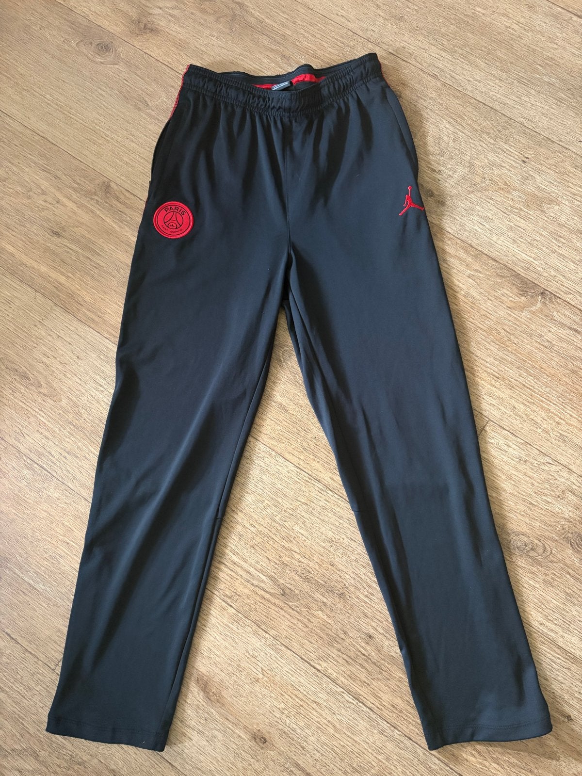 Nike Jordan x PSG trainingsbroek - Maat XL (158-170cm), Ophalen of Verzenden, Zo goed als nieuw, Overige maten, Zwart