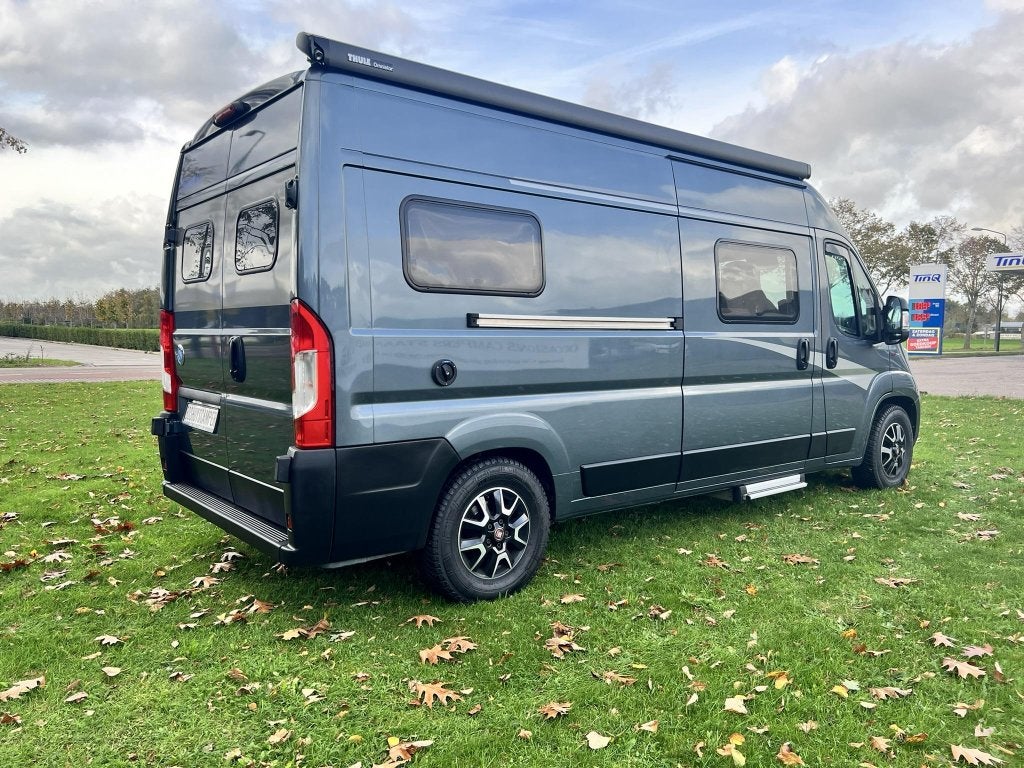 Knaus 5,99 meter 9T automaat, Caravans en Kamperen, Campers, Automaat, Luifel, Buscamper of Camperbus, Fiat