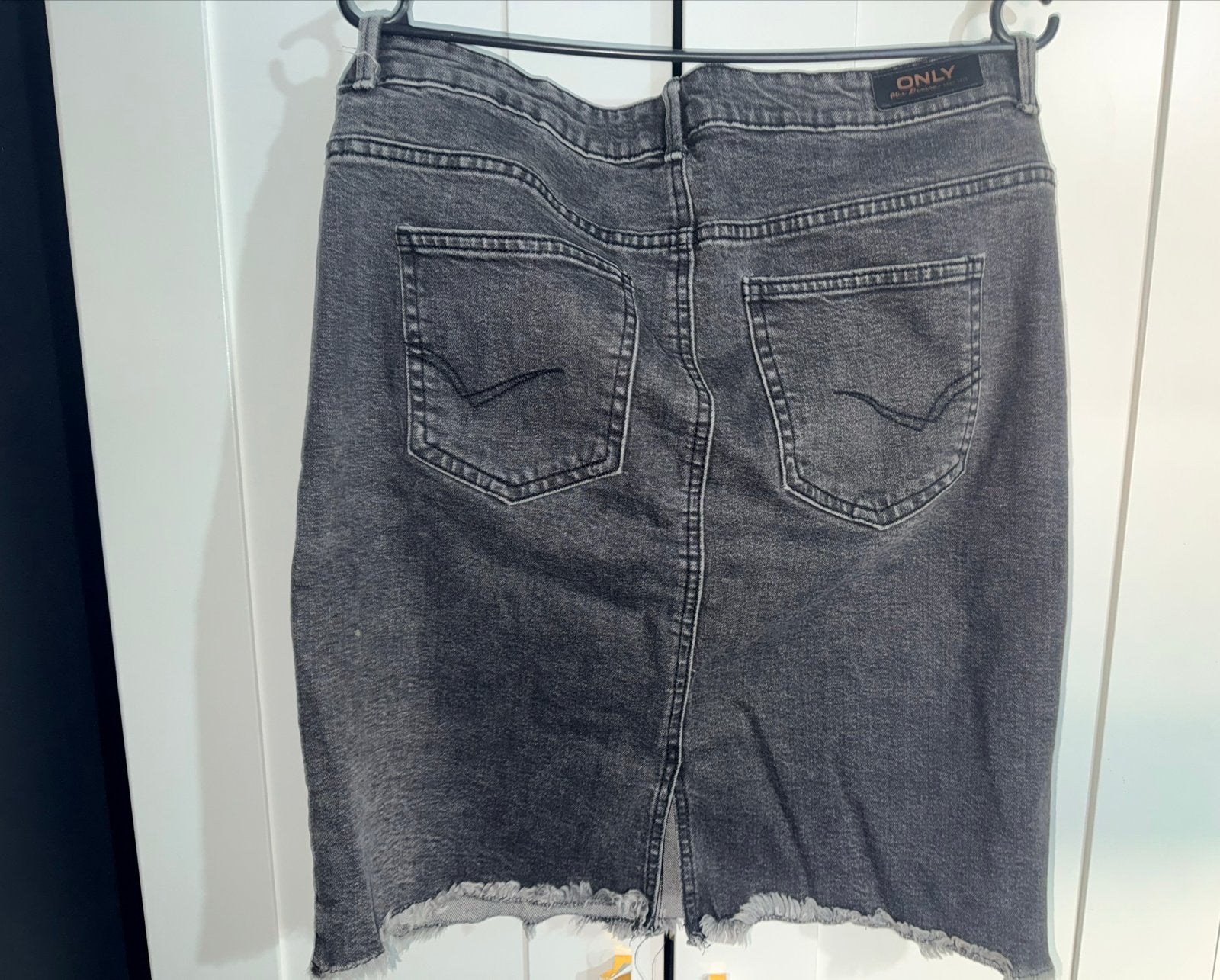 Zwarte denim rok dames - Maat 42, Kleding | Dames, Zwart, Maat 42/44 (L), Ophalen of Verzenden, Zo goed als nieuw