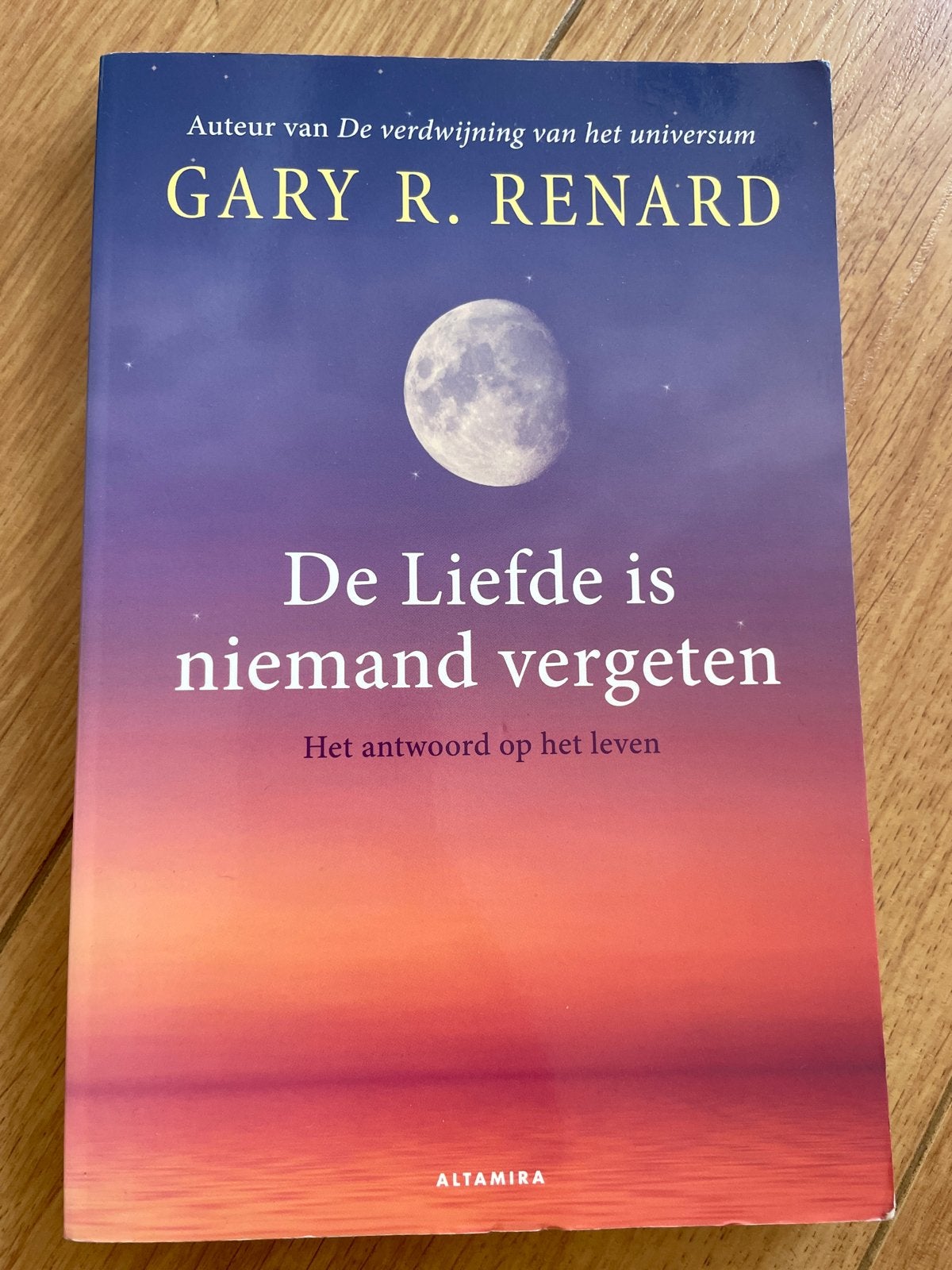 De Liefde is niemand vergeten - Gary R. Renard, Boeken, Ophalen of Verzenden, Zo goed als nieuw, Spiritualiteit algemeen, Achtergrond en Informatie
