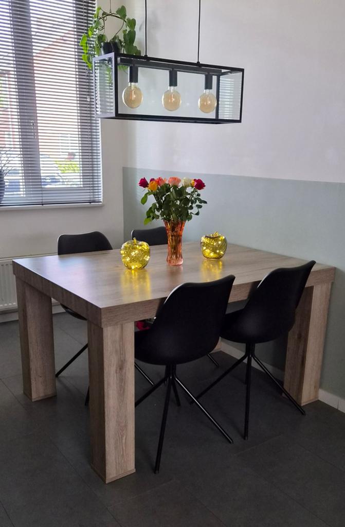 Eetkamertafel (Meer van dezelfde serie verkrijgbaar), Huis en Inrichting, Tafels | Eettafels, Ophalen, Gebruikt, Rechthoekig, 100 tot 150 cm