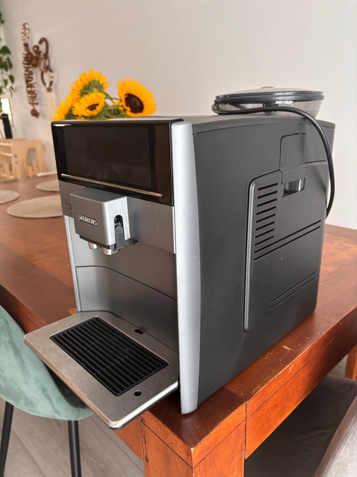 Siemens EQ.6 plus S100 volautomatische espressomachine, Ophalen, Afneembaar waterreservoir, Koffiemachine, Koffiebonen
