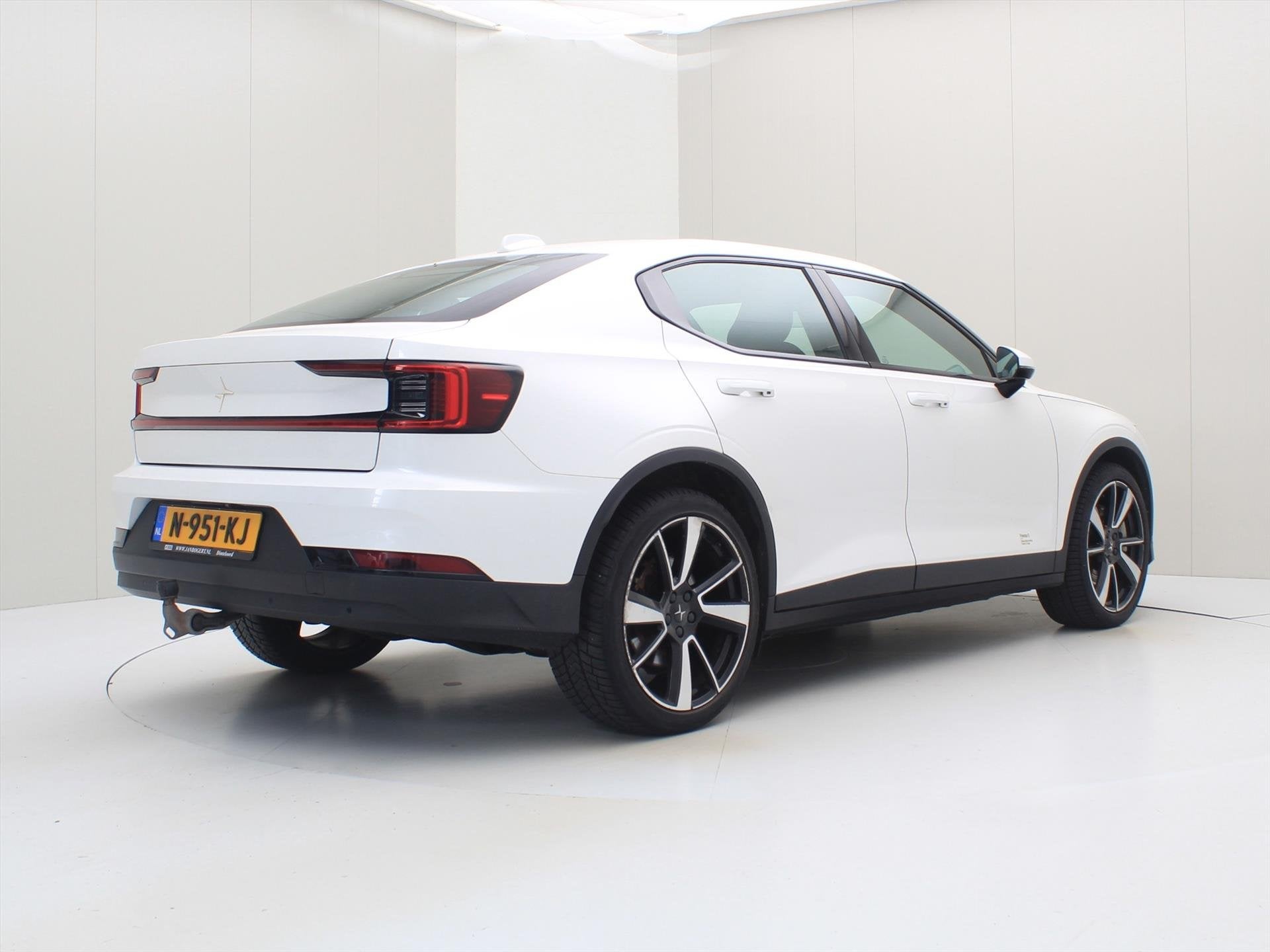 Polestar 2 Long Range Single Motor 231PK 92.1% SoH [ TREKHAA, Stof, Gebruikt, 1969 kg, Wit