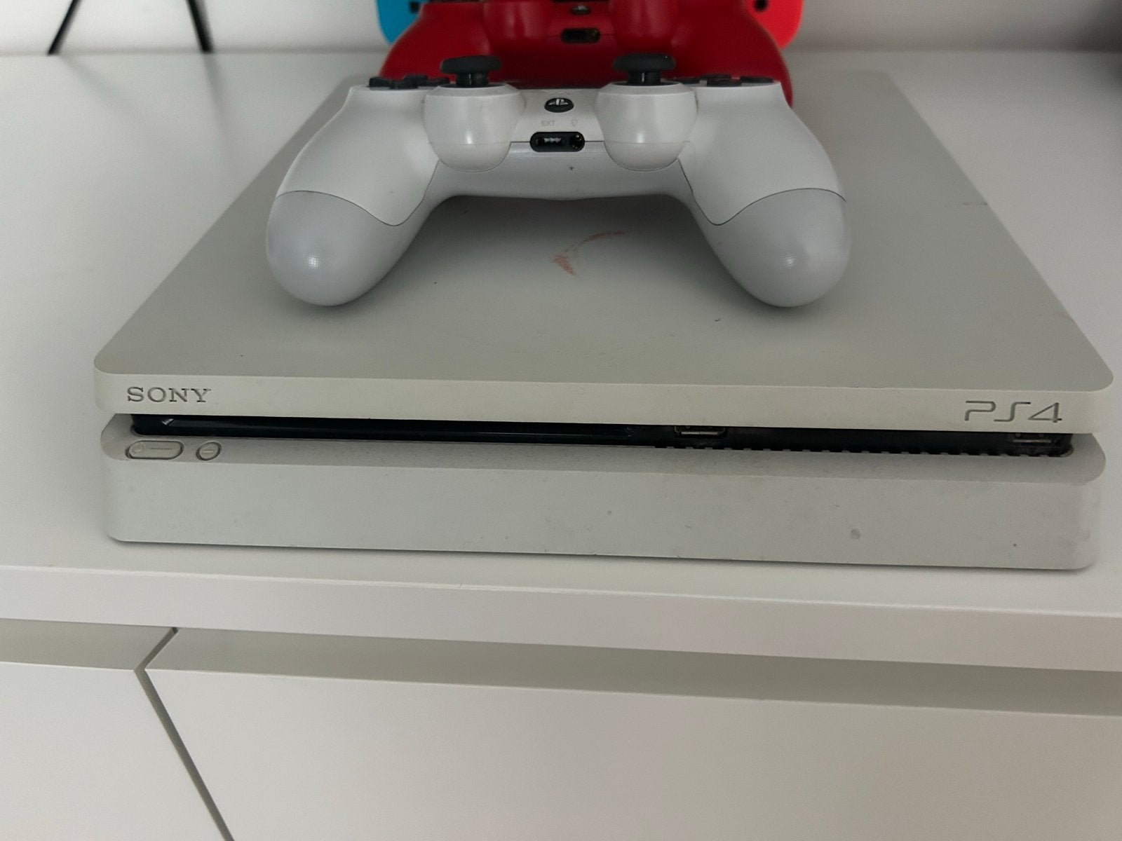Sony PlayStation 4 (PS4), 2 controllers & kabels. 1 TB SSD, Ophalen of Verzenden, Gebruikt