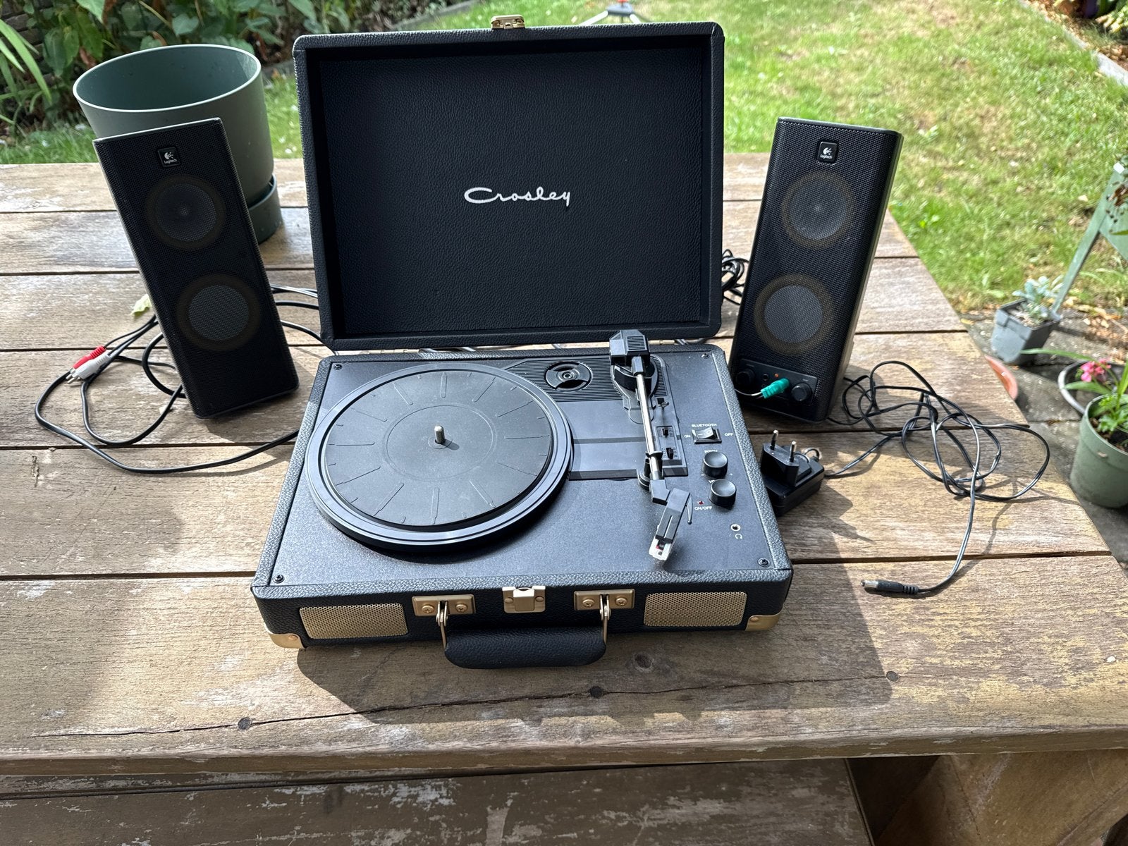 Crosley Platenspeler met Logitech Speakers, Ophalen of Verzenden, Gebruikt, Platenspeler, Overige merken