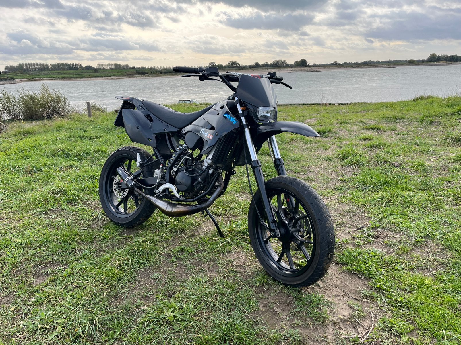 Motorhispania Furia Max 50 sm, 6 versnellingen, Maximaal 45 km/u, 50 cc, Ophalen