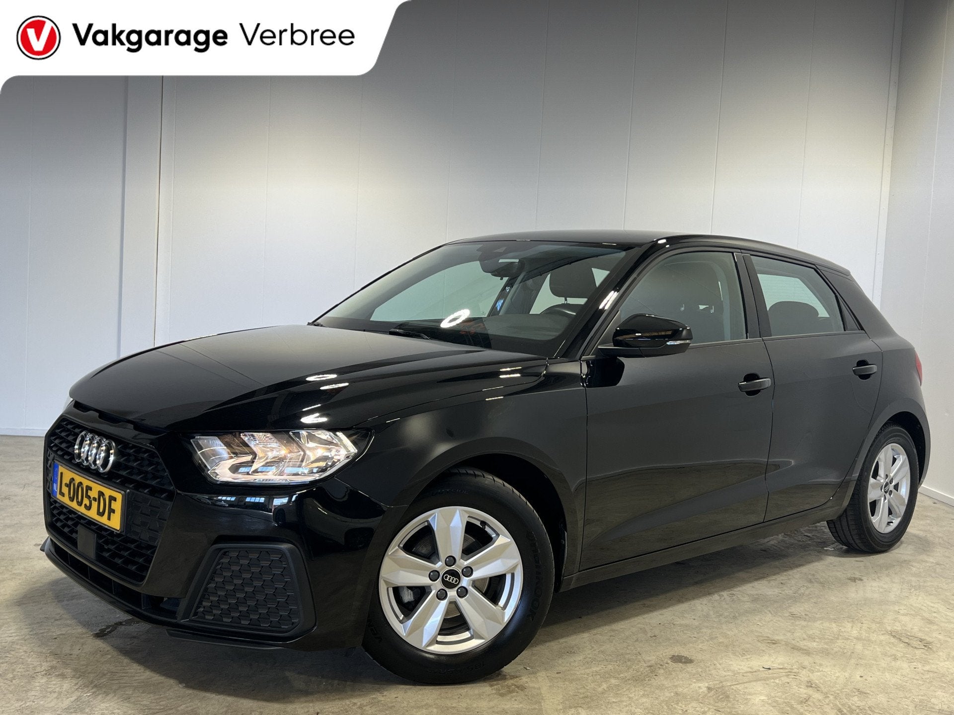 Audi A1 Sportback 25 TFSI Pro Line | Lichtmetalen Velgen 15", Auto's, 12 maanden, Stof, Origineel Nederlands, Bedrijf