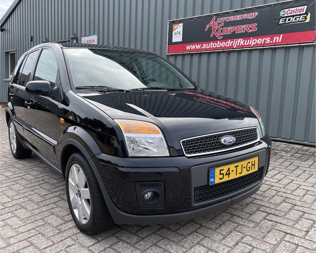 Ford Fusion 1.4-16V Futura Airco.Lm.velgenAudio.Trekhaak, Auto's, Ford, Voorwielaandrijving, Zwart, 82 pk, Origineel Nederlands