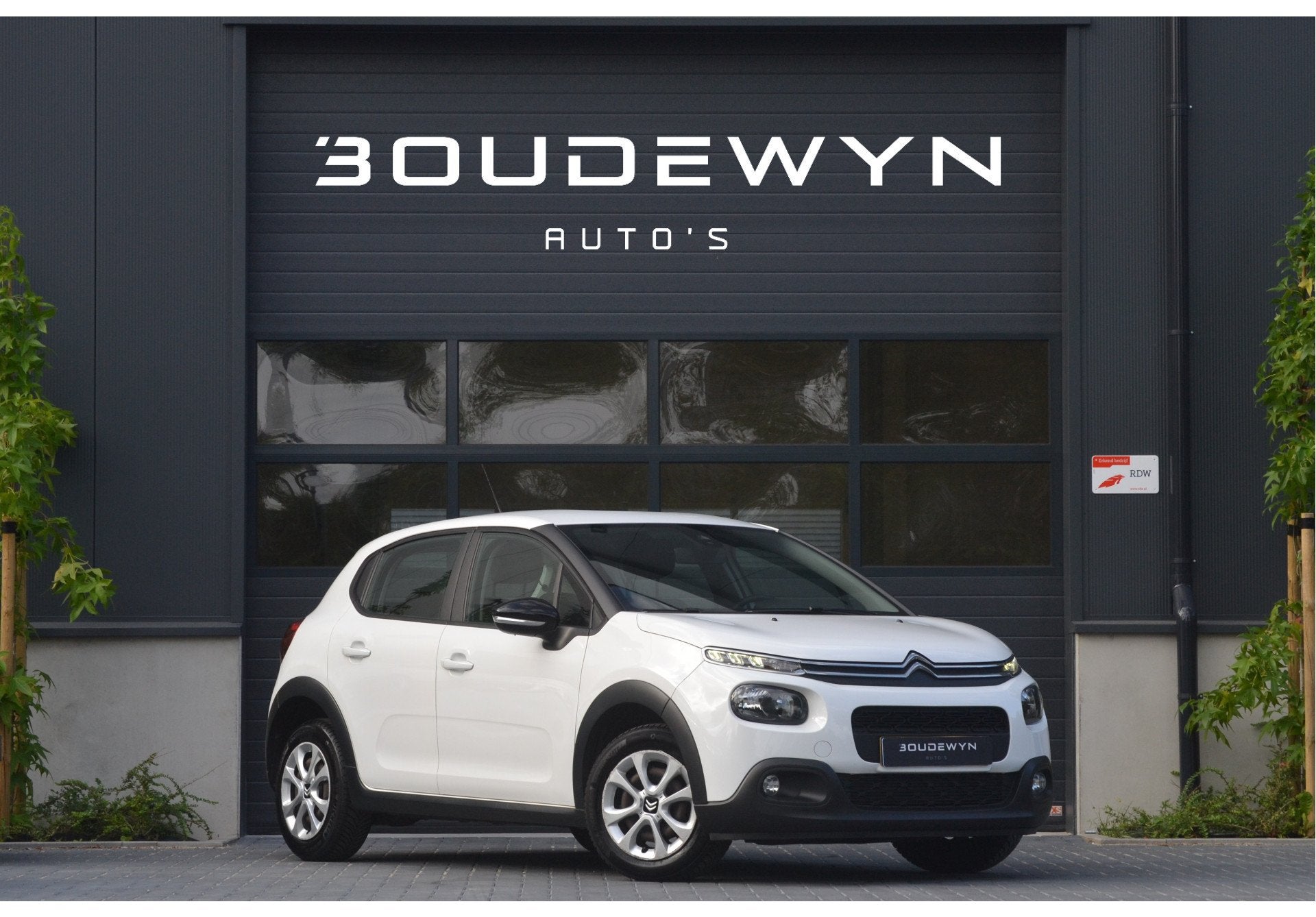Citroën C3 1.2 PureTech S&S Feel Cruise Control | Dealer on, Auto's, Citroën, Voorwielaandrijving, 83 pk, 450 kg, 40 €/maand