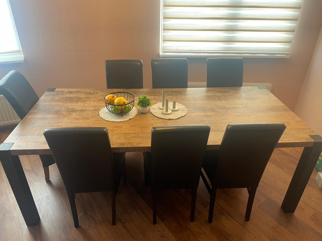 Luxe eettafel van beukenhout met 5 stijlvolle leren stoelen, Huis en Inrichting, Complete inboedels, Ophalen of Verzenden