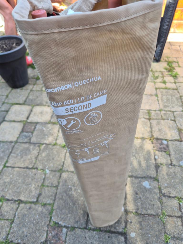 Decathlon Quechua Second Camp Bed - Opvouwbaar veldbed, Caravans en Kamperen, Ophalen, Gebruikt