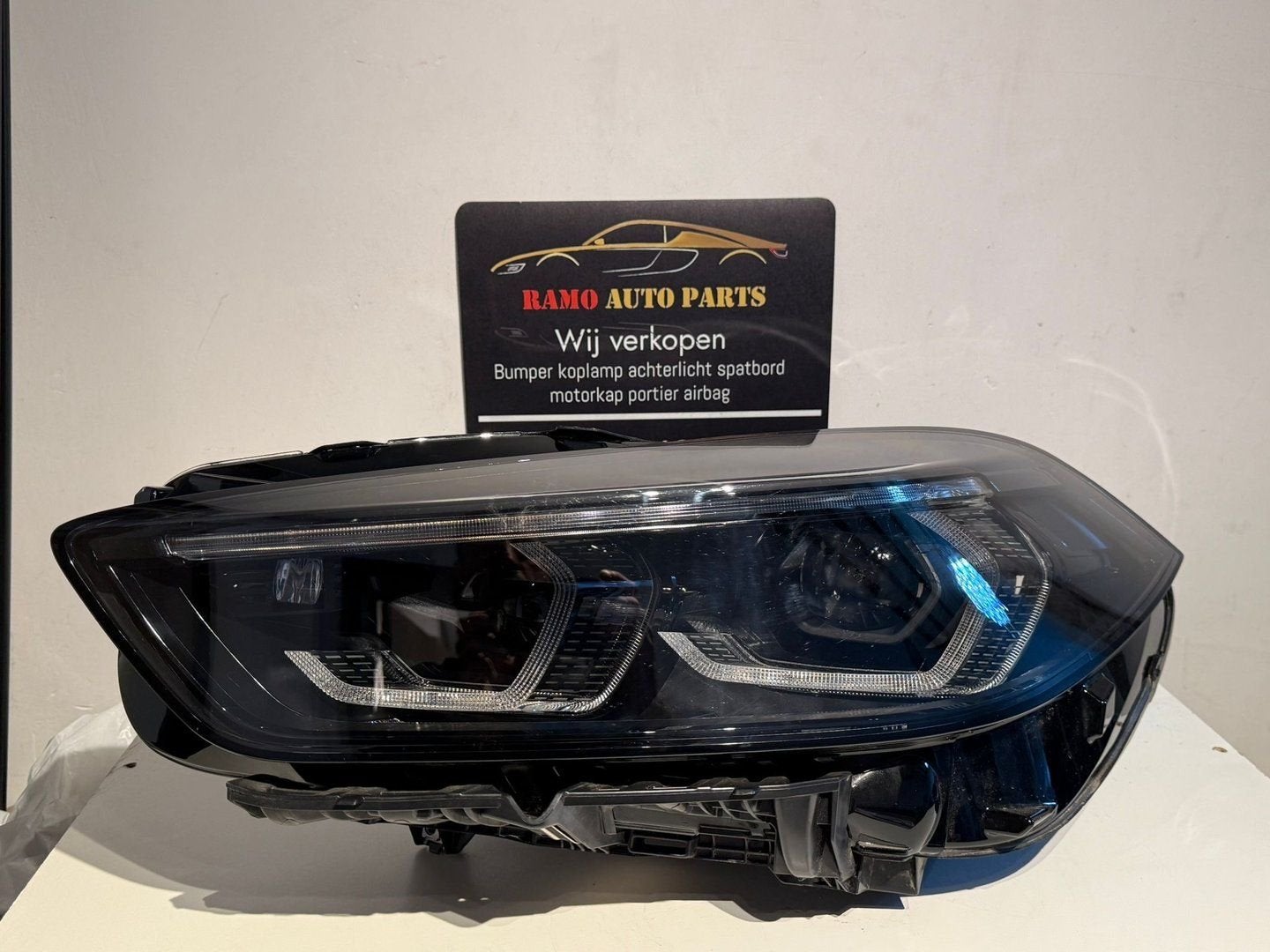 BMW 1 SERIE F40 LED KOPLAMP SHADOW BLACK LINE 8082627-03, Gebruikt, -, -, Ophalen of Verzenden