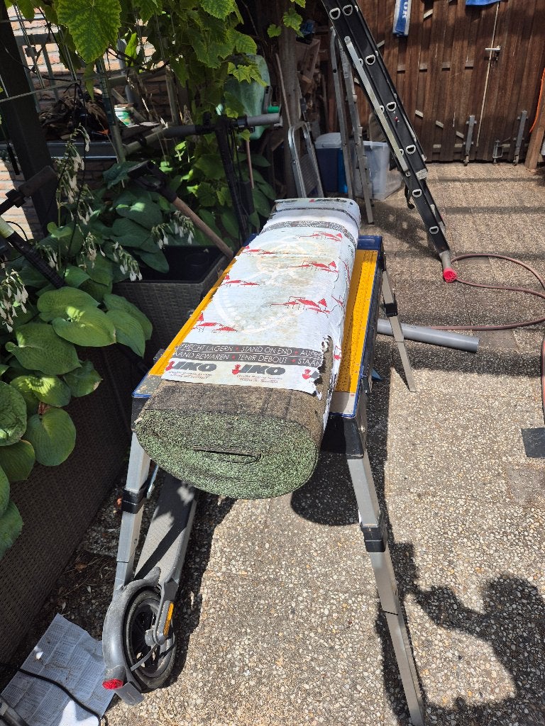 Rol dakleer, Doe-het-zelf en Verbouw, Dakpannen en Dakbedekking, Ophalen, Overige materialen, 10 tot 15 m², Zwart