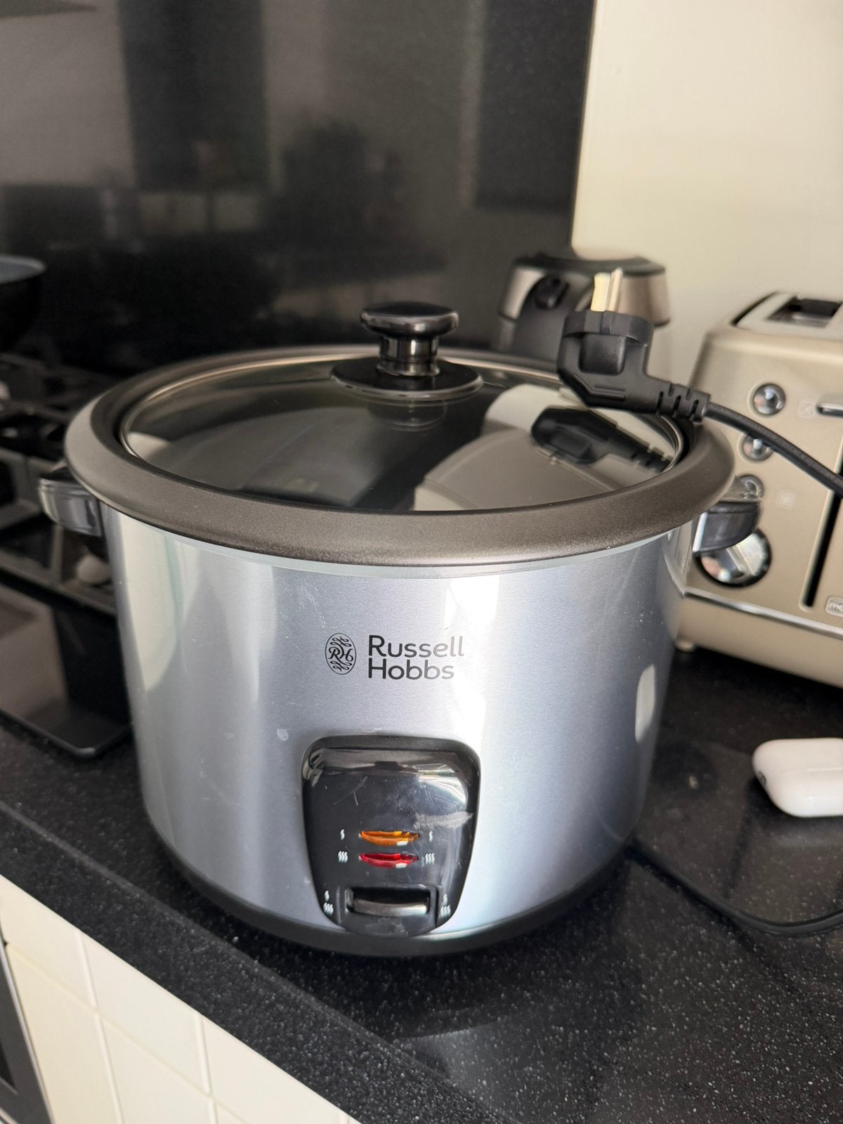 Rijstkoker Russel Hobbs, Ophalen, Gebruikt