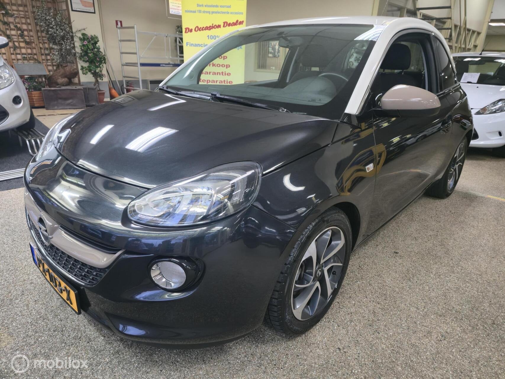 Opel ADAM 1.4 Slam Black Favourite, Voorwielaandrijving, 4 cilinders, 4 stoelen, Zwart