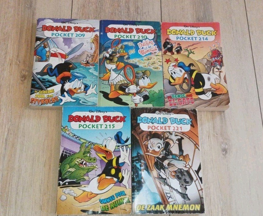 Donald Duck pockets, Meerdere comics, Ophalen of Verzenden, Gelezen, Europa