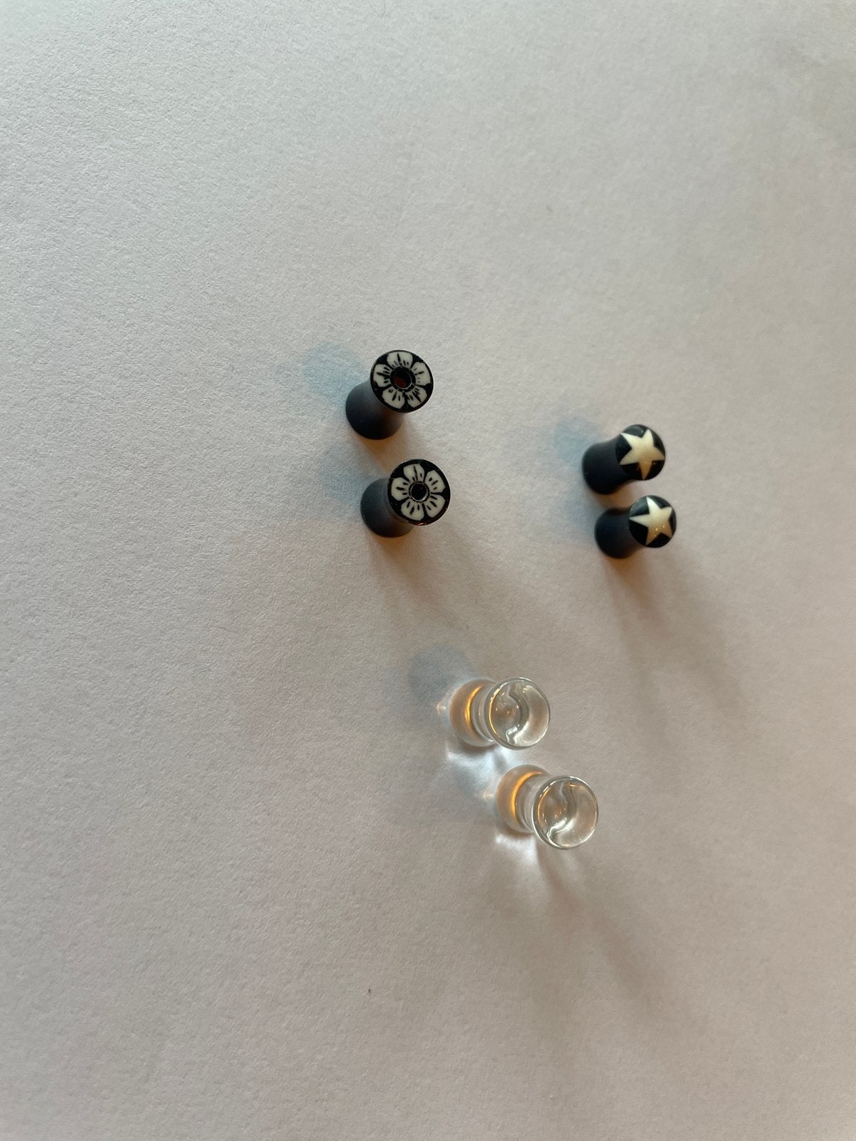 3x setje 6mm "saddle fit" oortunnels, Ophalen of Verzenden, Zo goed als nieuw, Overige materialen, Oor- of Traguspiercing