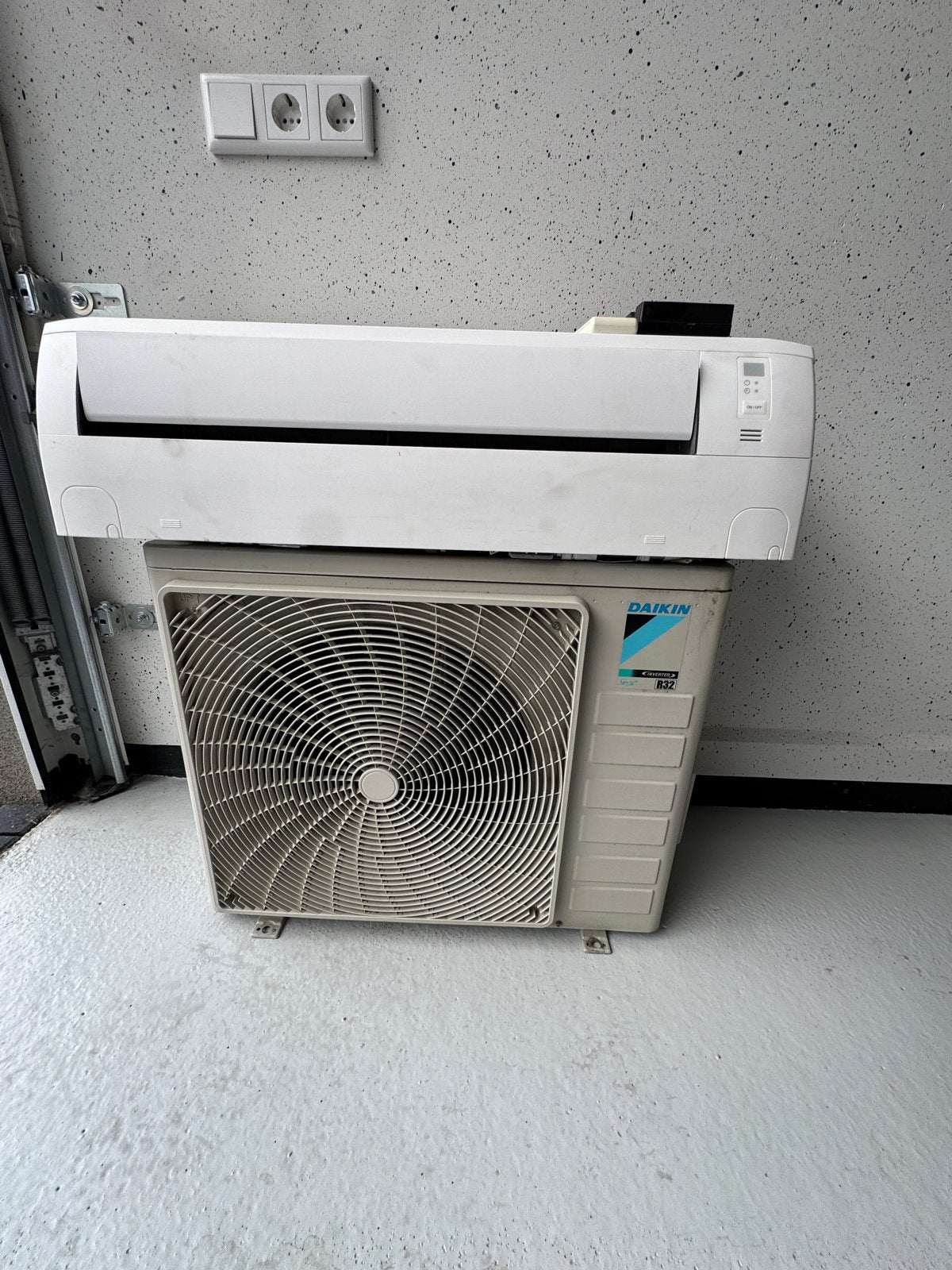 Daikin airco unit 3,5 kw (buitenunit zonder koudemiddel), Minder dan 60 m³, 3 snelheden of meer, Ophalen of Verzenden, Koelen en Ontvochtigen