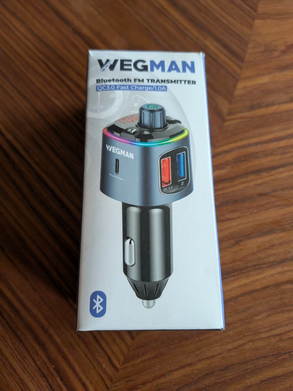 Wegman Bluetooth FM Transmitter met 3.0 Fast Charge, Auto diversen, Ophalen of Verzenden, Zo goed als nieuw