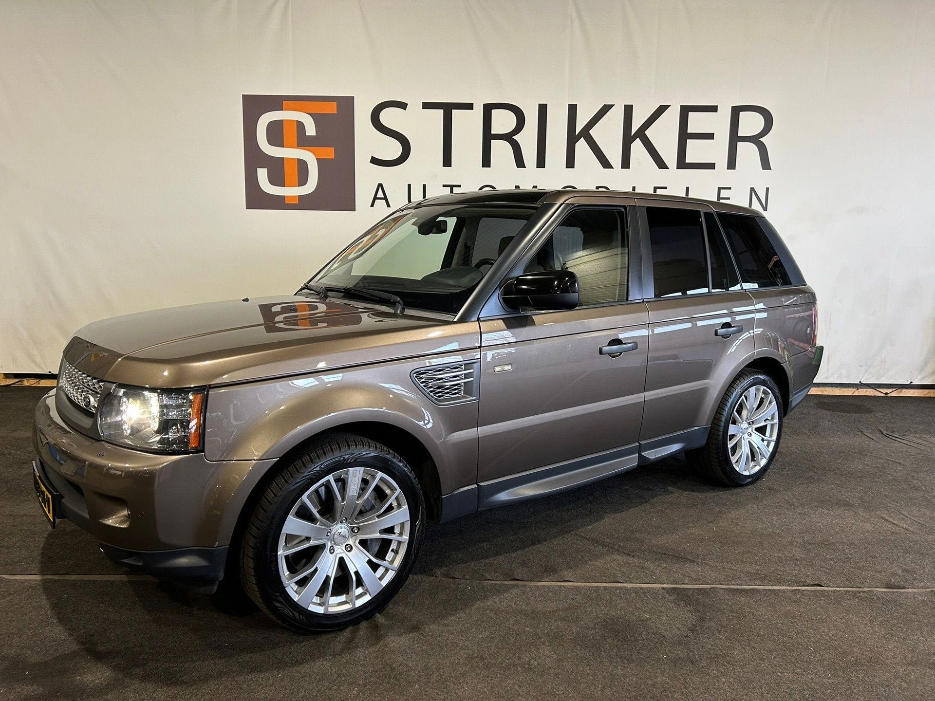 Land Rover Range Rover Sport 5.0 V8 Supercharged, Auto's, Euro 5, Gebruikt, Bruin, Navigatiesysteem