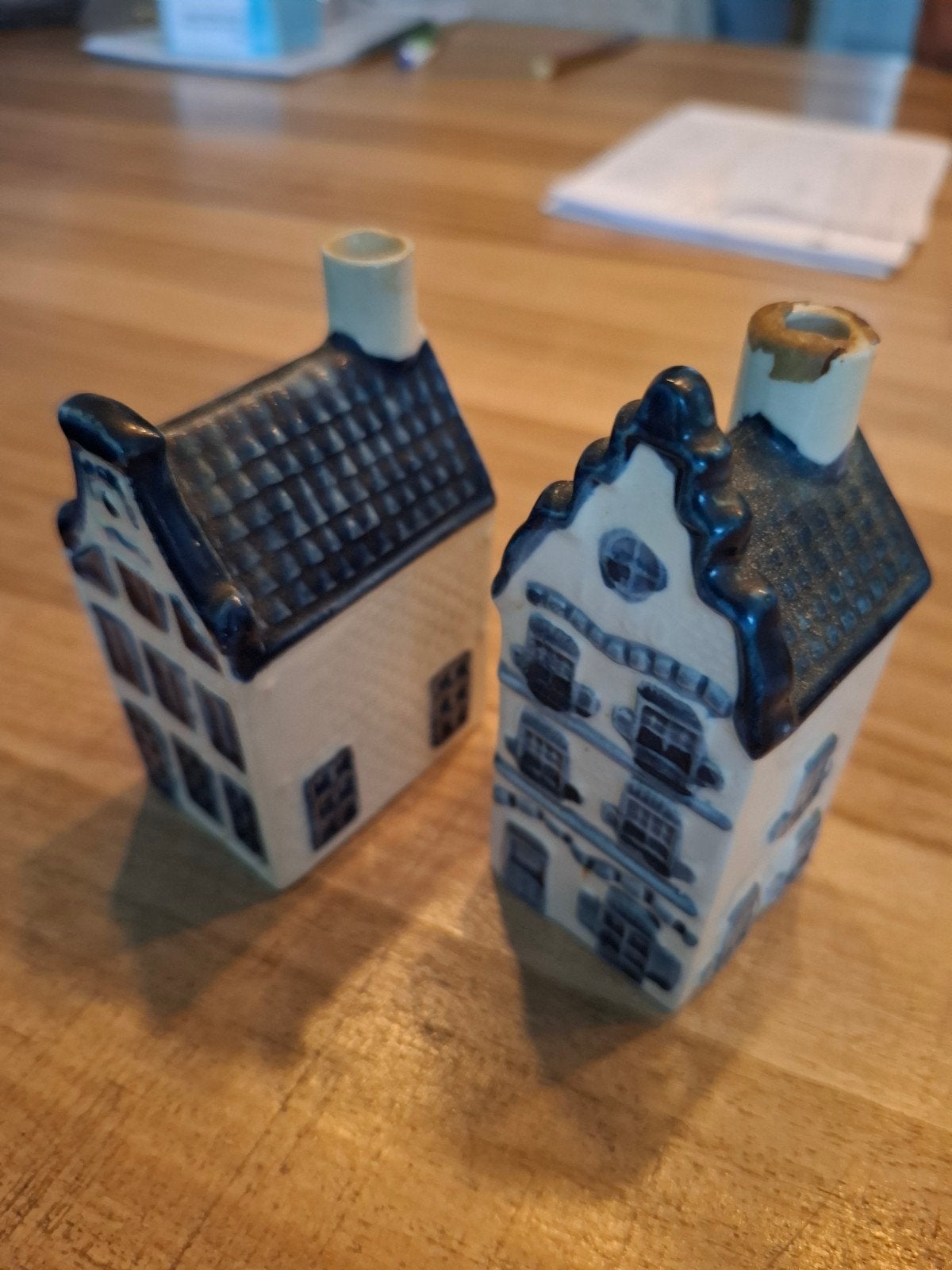 2 KLM huisjes, nr 13 en nr 3, Verzamelen, Ophalen of Verzenden, Zo goed als nieuw, 1 t/m 20