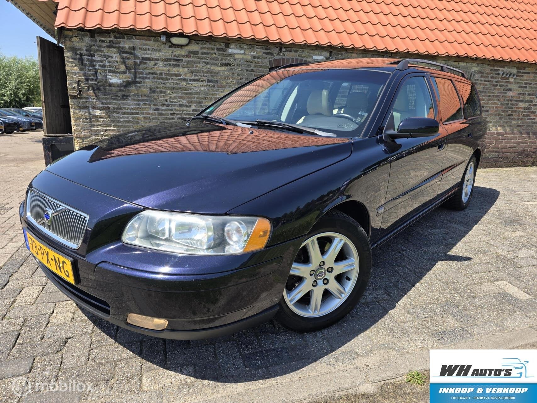 Volvo V70 2.5T Momentum, Auto's, 1525 kg, Blauw, 2521 cc, 209 pk