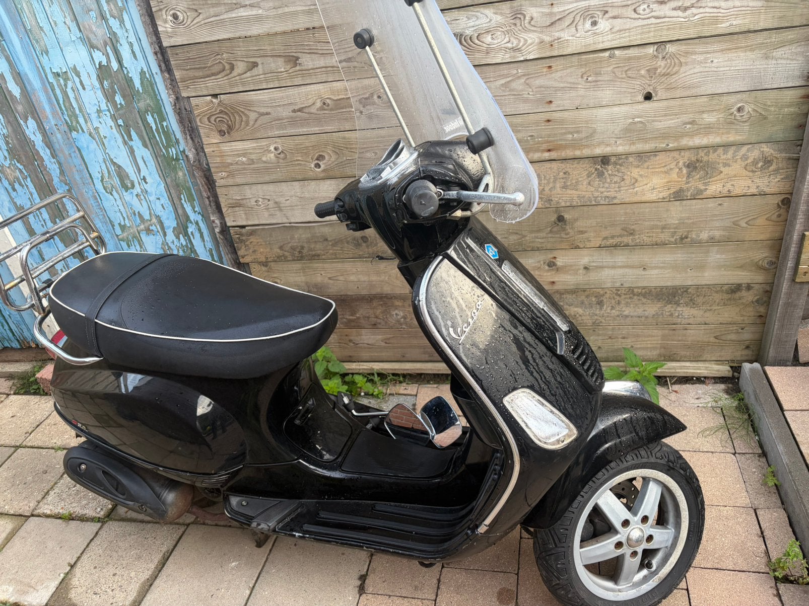 Vespa lx50cc, Fietsen en Brommers, Ophalen, Zo goed als nieuw, Benzine, Vespa LX