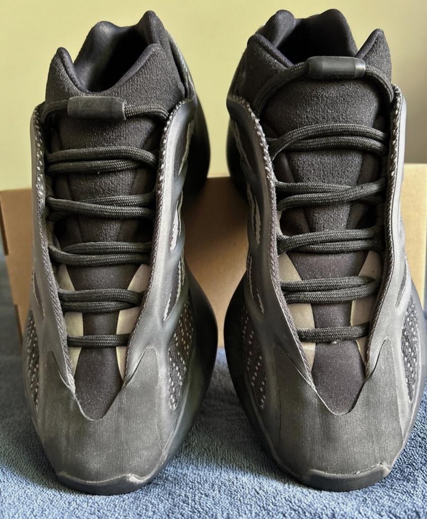 yeezy 700 v3, Kleding | Heren, Schoenen, Ophalen of Verzenden, Gedragen, Zwart, Sneakers of Gympen