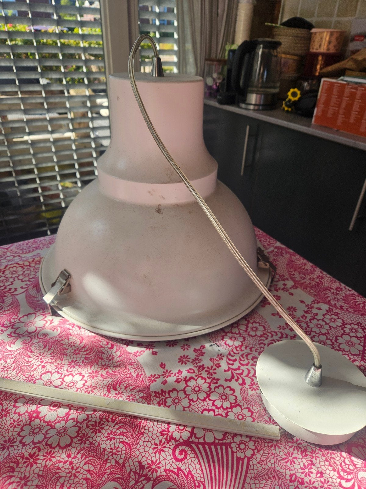 Witte industriële hanglamp - 30 cm hoog, 40 cm doorsnee, Huis en Inrichting, Ophalen, Gebruikt, E27 (groot), Metaal