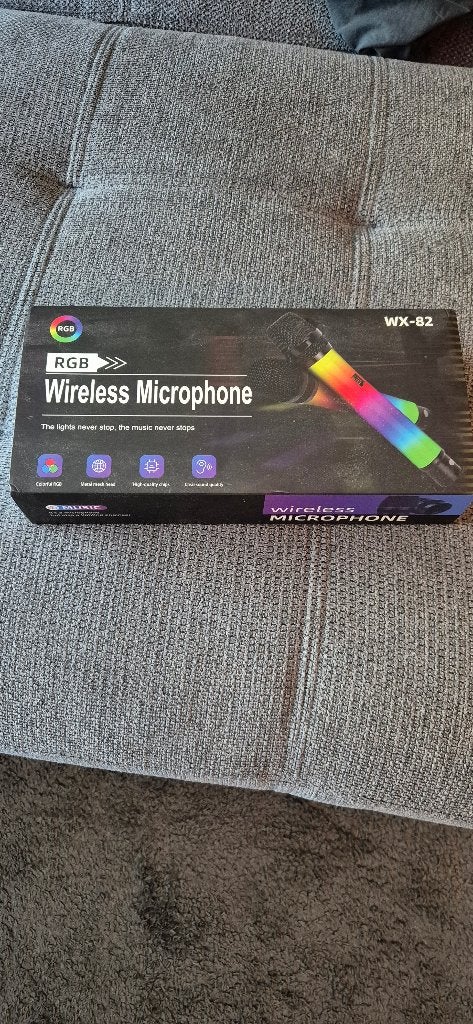 2 microfoon draadloos met verlichting, Muziek en Instrumenten, Ophalen, Zo goed als nieuw, Zangmicrofoon, Draadloos