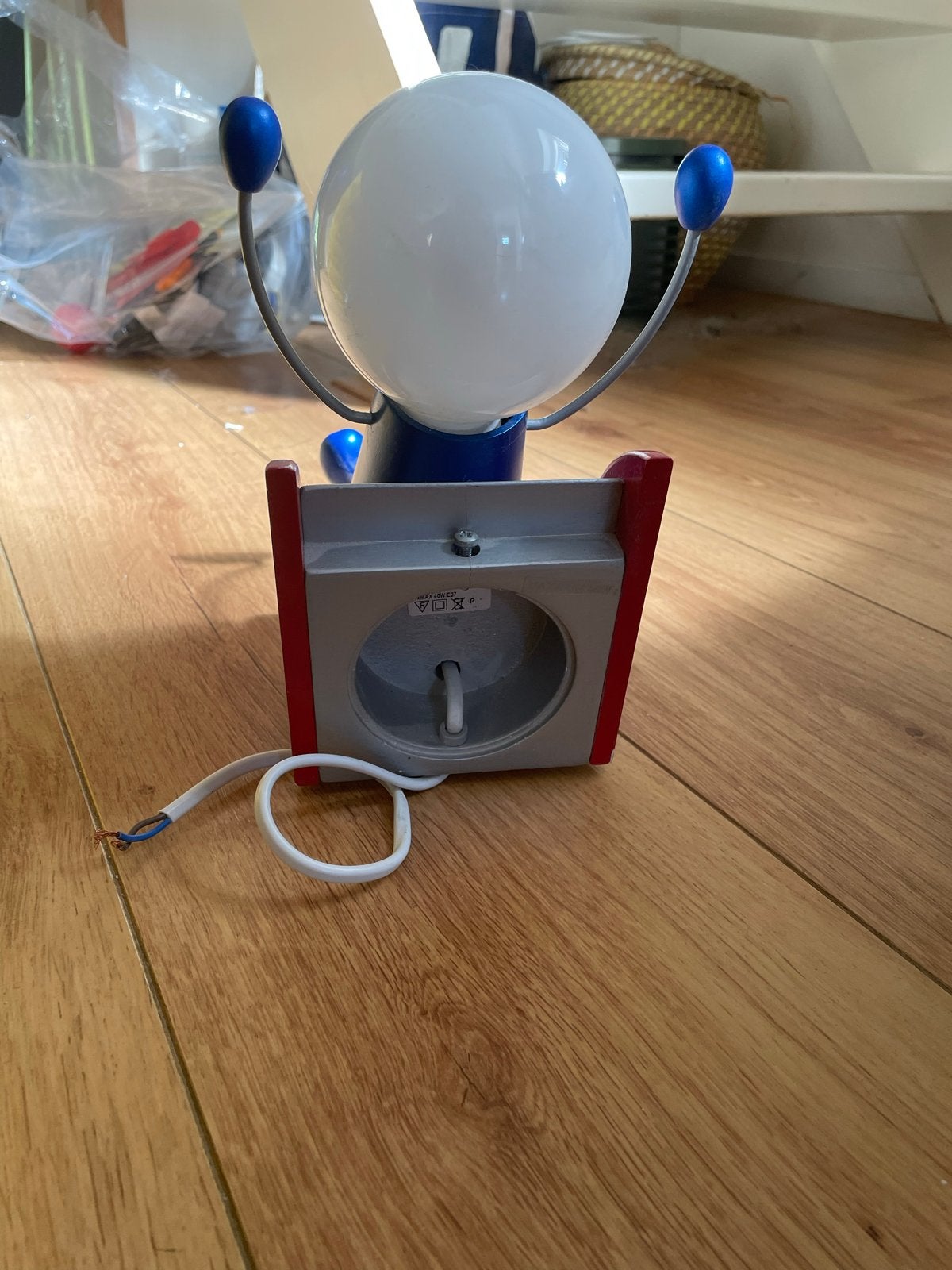 Massive (Philips) wandlamp kinderlamp 'mannetje', Ophalen, Gebruikt, Philips, Meerkleurig