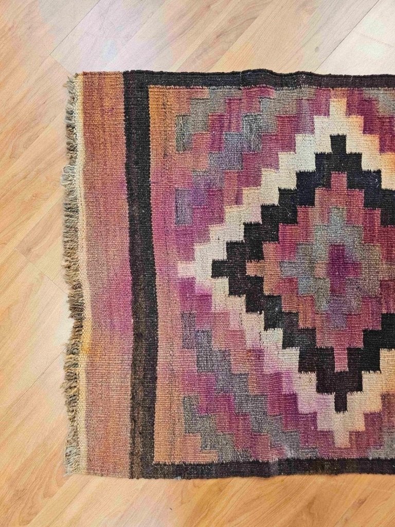 Handgemaakt kelim kleed 96/74 cm, 50 tot 100 cm, Djt@dejuistetoon.eu, Zo goed als nieuw, Mon Plaisir 19, Etten-Leur, Netherlands