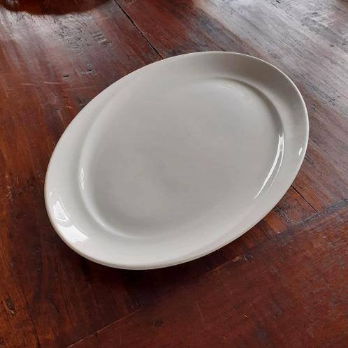 Wedgwood SOLAR Bone China  Ovale vleesschotel puntgaaf, Ophalen of Verzenden, Wedgwood, Porselein, Schaal of Schalen