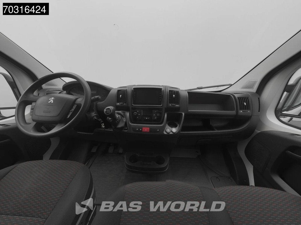Peugeot Boxer 140PK L2H2 Airco Cruise CarPlay Parkeersensore, Auto's, Stof, Gebruikt, Euro 6, 4 cilinders