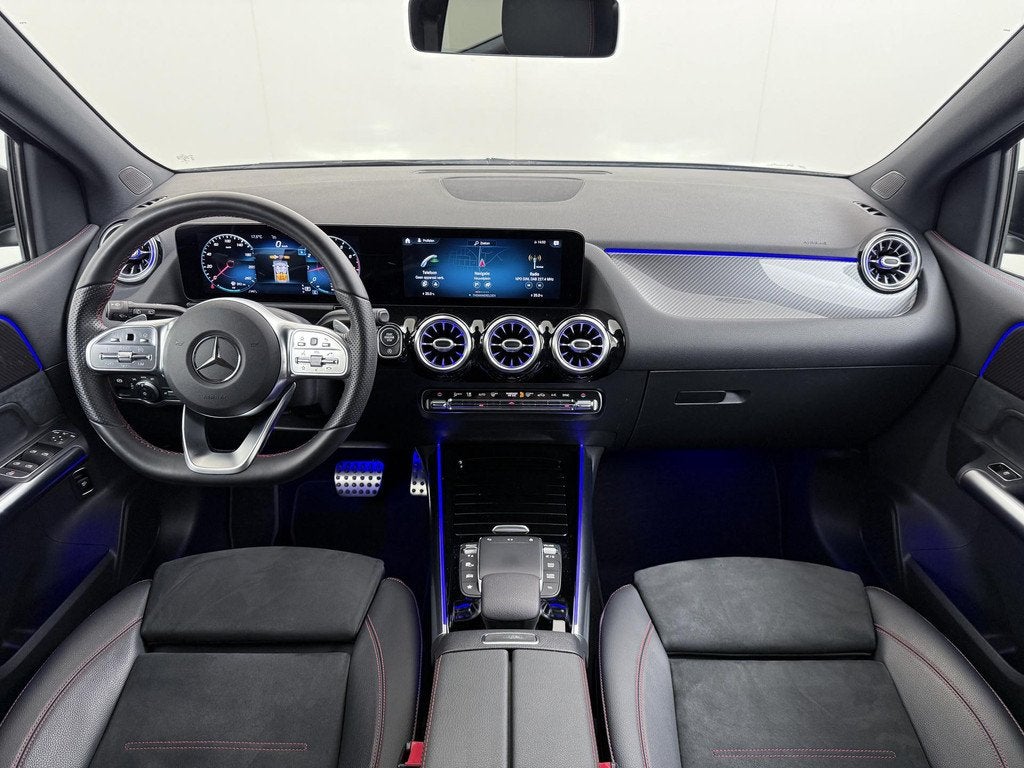 Mercedes-Benz B-klasse 180 AMG Business Solution | Achteruit, Gebruikt, 4 cilinders, 700 kg, Zwart