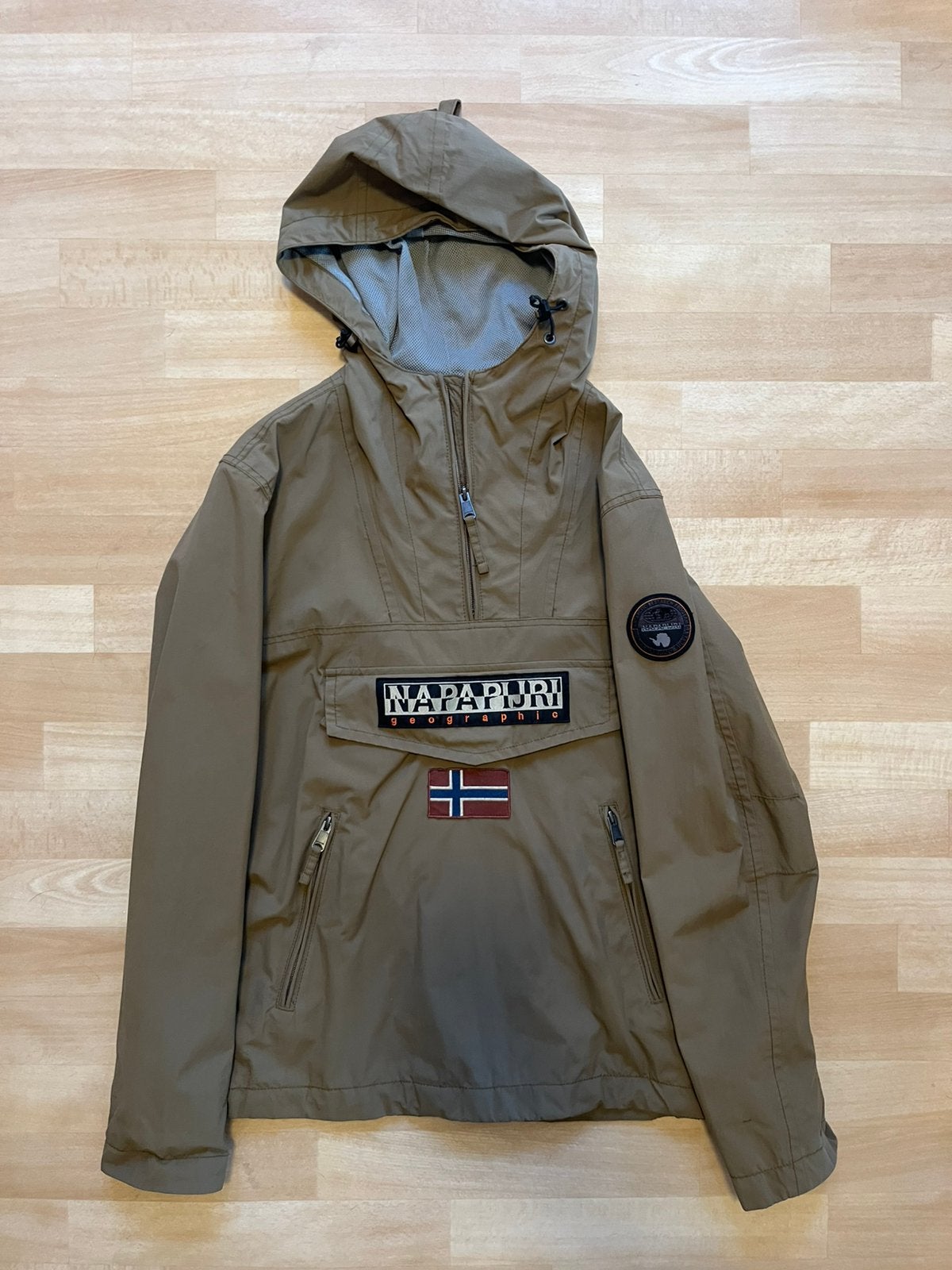 napapijri jas M, Ophalen of Verzenden, Zo goed als nieuw, Maat 48/50 (M), Beige