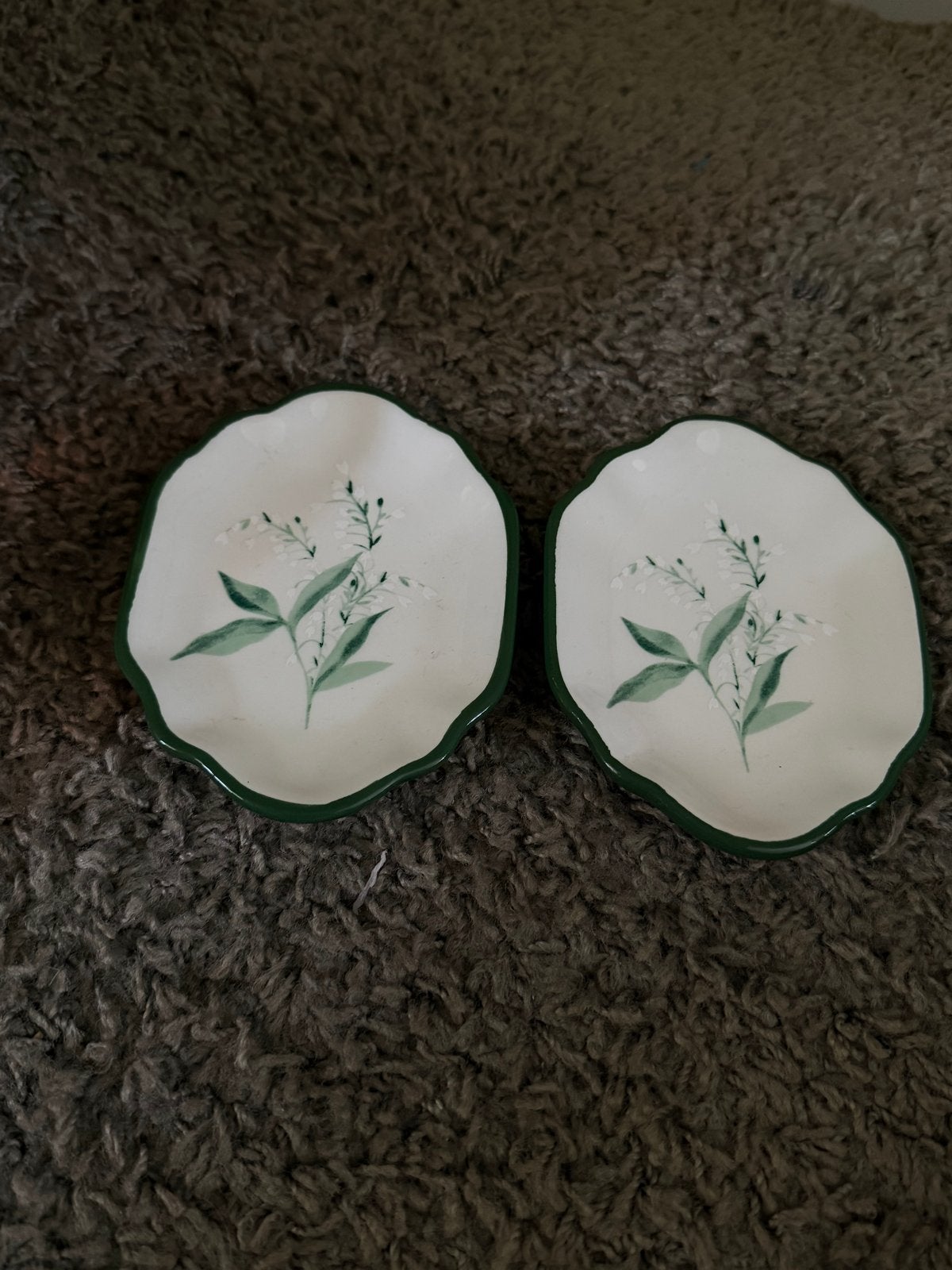 Set van 2 decoratieve schaaltjes met bloemmotief, Antiek en Kunst, Ophalen of Verzenden